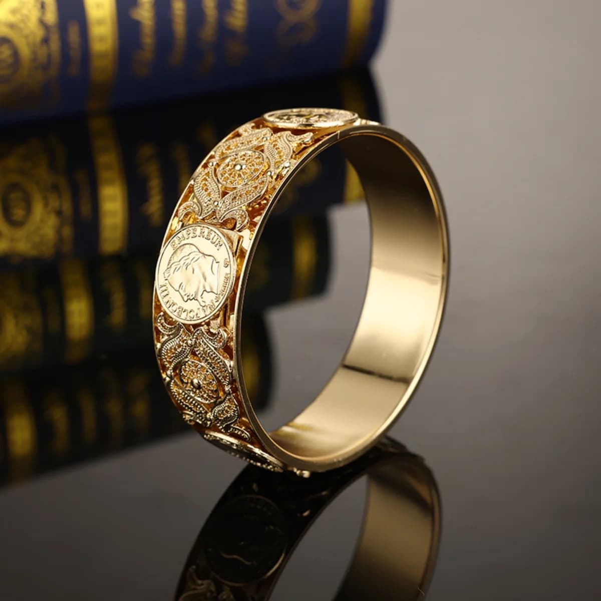 Bracelet Napoléon III de couleur dorée, pièce française classique, Design évidé, Bracelet de mariage