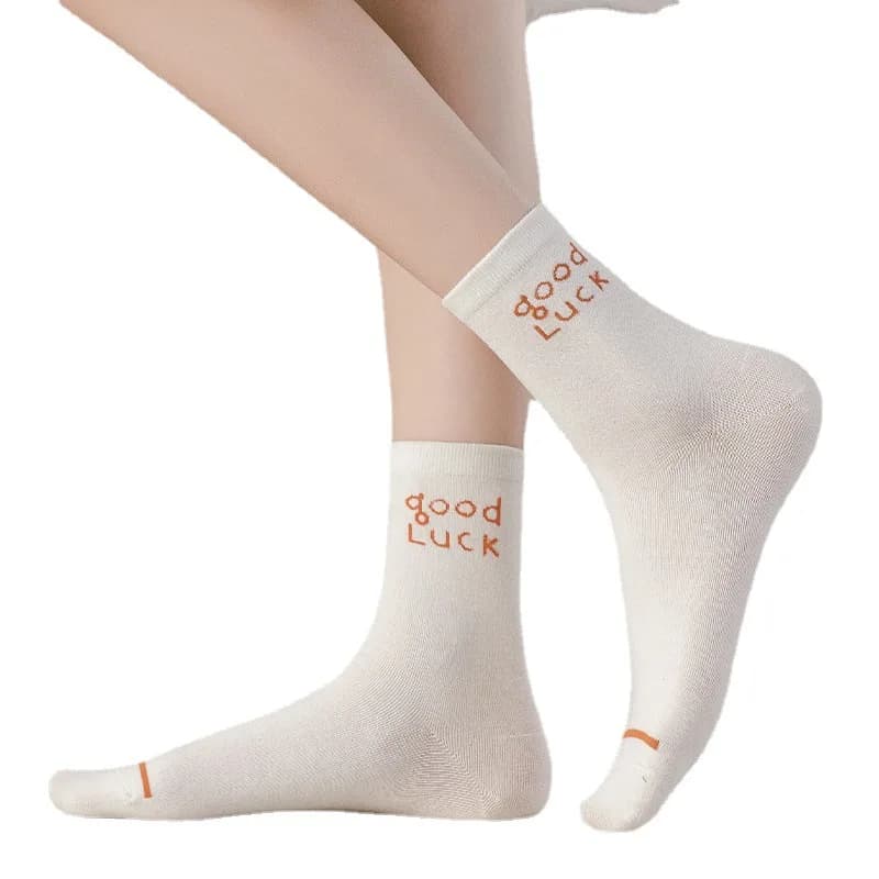 Chaussettes pour femmes, chaussettes tubulaires torsadées jaunes, chaussettes à carreaux orange, fraise Kawaii, nouvelle collection printemps et été 2023