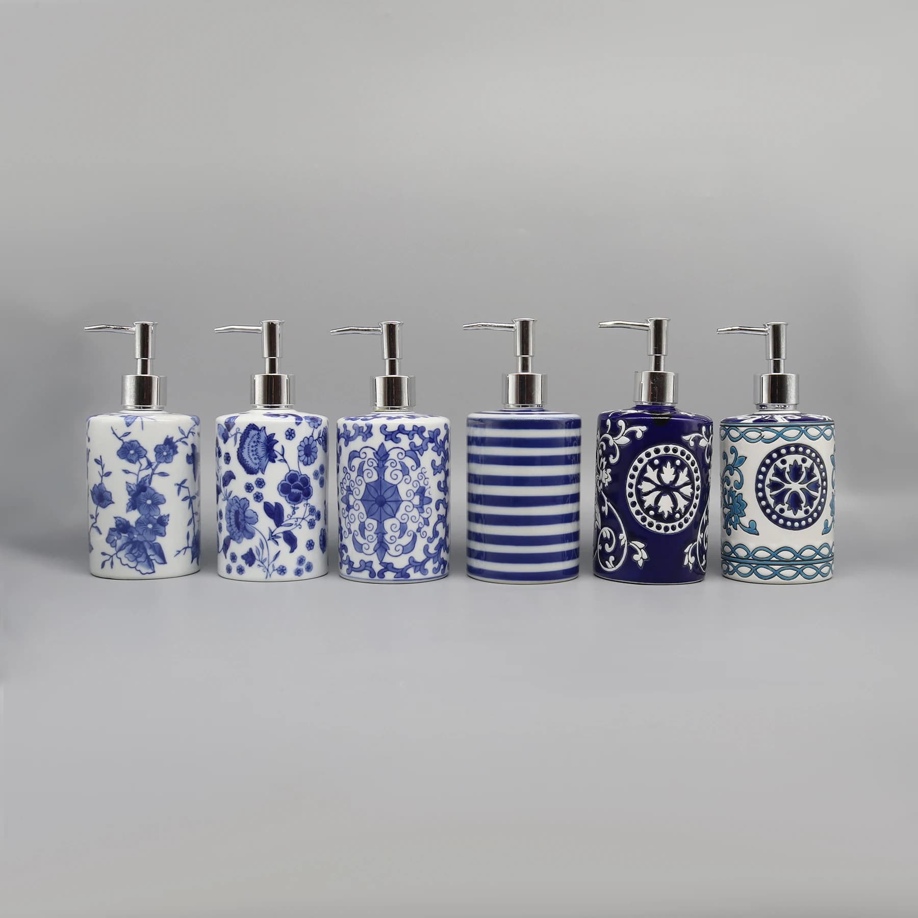 Distributeur liquide Regina, céramique bleue et blanche, HOAccessory