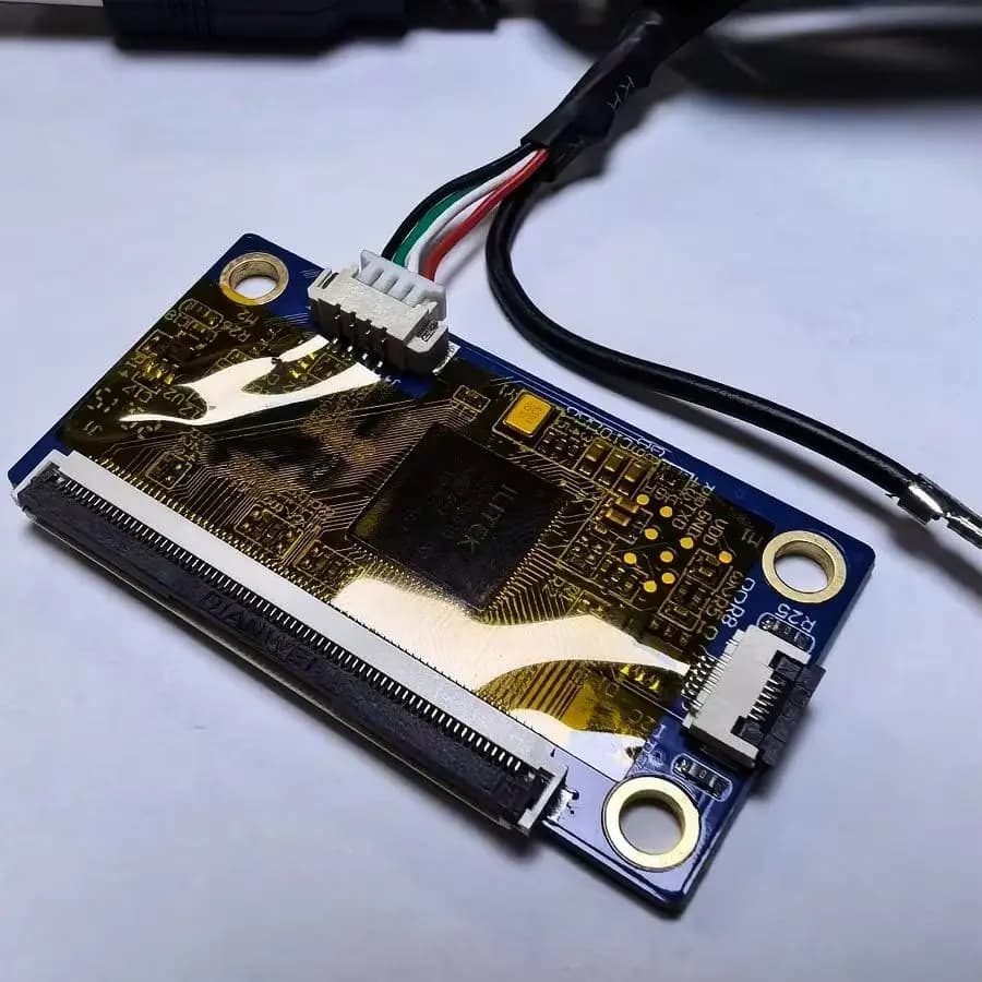Contrôleur tactile capacitif avec interface USB, adapté à notre programme par défaut 68P LC-15605GNP pour écran 15,6 pouces