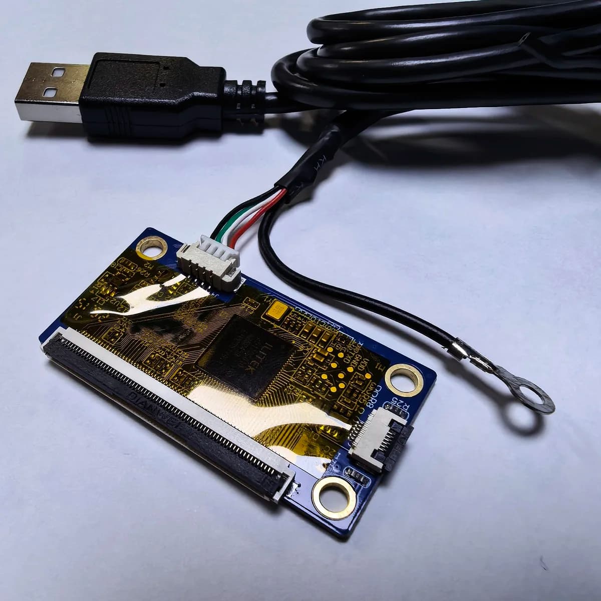 Contrôleur tactile capacitif avec interface USB, adapté à notre programme par défaut 68P LC-15605GNP pour écran 15,6 pouces