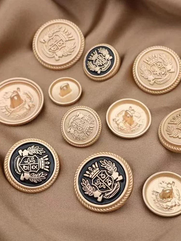 Boutons de costume de Style collège britannique, 10 pièces, motif couronne, boutons de veste de manteau doré, accessoires de couture, boutons de chemise faits à la main, bricolage