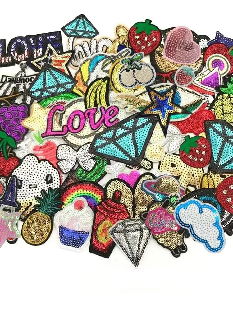 Lot de 30 motifs brodés à paillettes, à coudre ou thermocollants, assortis, pour scrapbooking, styles aléatoires