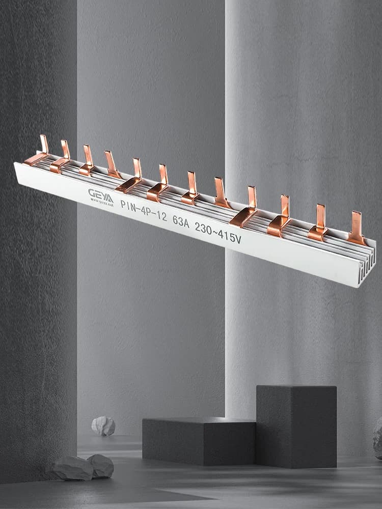 Barre omnibus en cuivre GEYA de type broche et fourche 1,4 mm pour disjoncteur, connecteur MCB 12 voies, connexion de barre omnibus 1A-63A 1P 2P 3P 4P