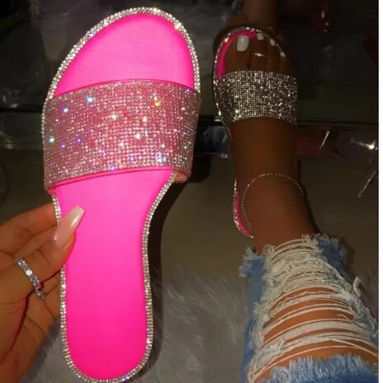 Sandales d'été scintillantes pour femmes, tongs plates à strass couleur bonbon, chaussures de plage tendance pour l'extérieur