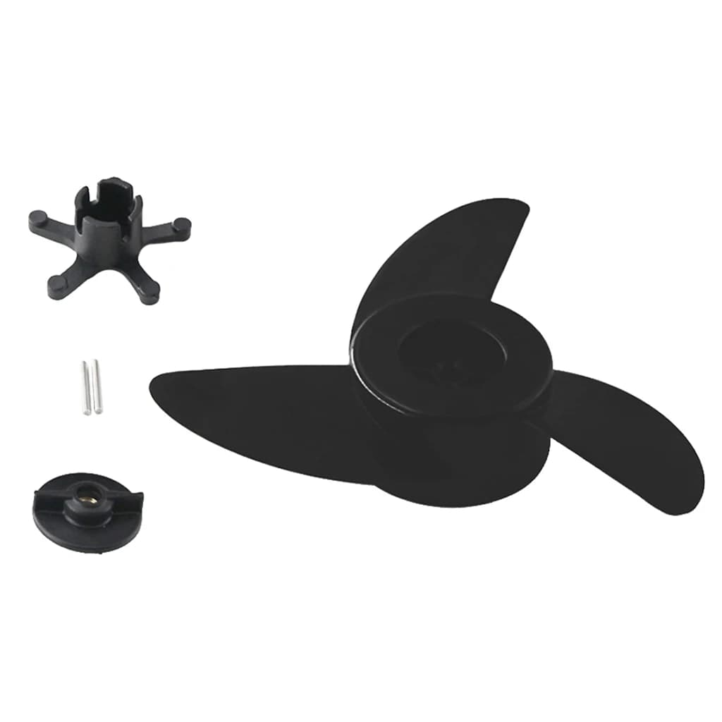 Hélice à 3 pales du bateau, moteur électrique hors-bord à la traîne et écrou de fixation