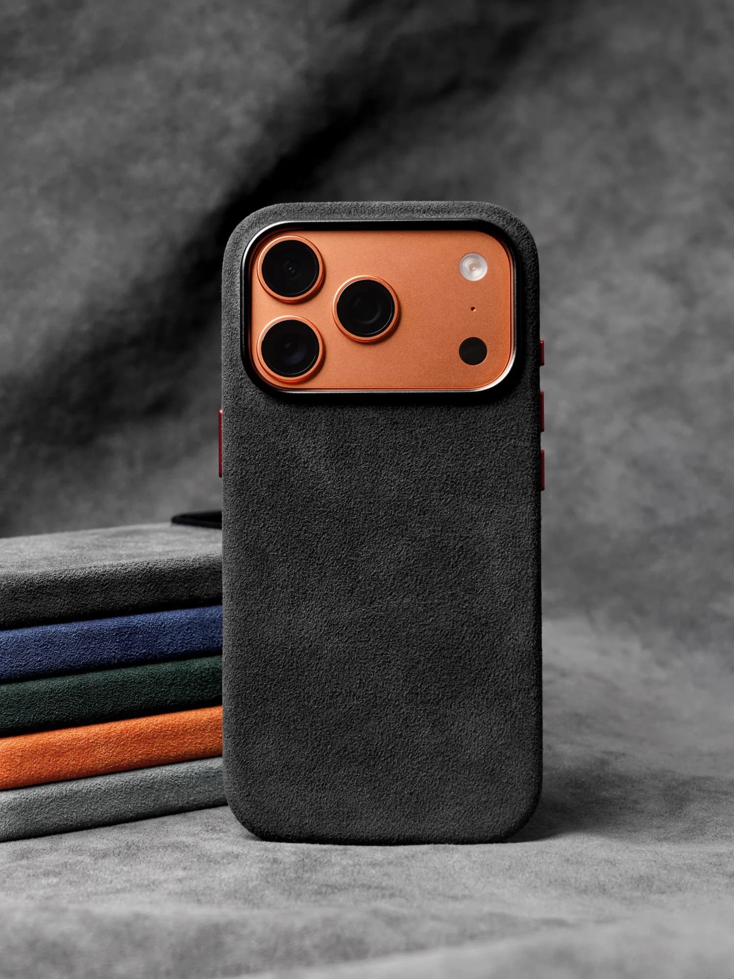 Coque intégrale en Alcantara pour iPhone 18 17 16 Pro Max 15, compatible MagSafe, coques de téléphone de luxe en cuir suédé style supercar