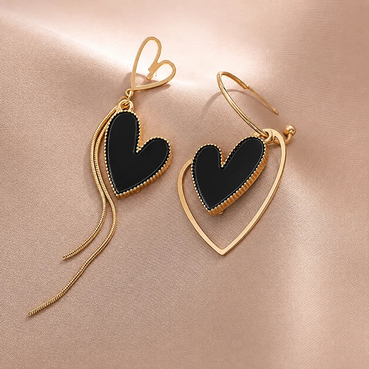 Boucles d'oreilles asymétriques coréennes en forme de cœur noir pour femmes, bijoux de fête exagérés, tempérament