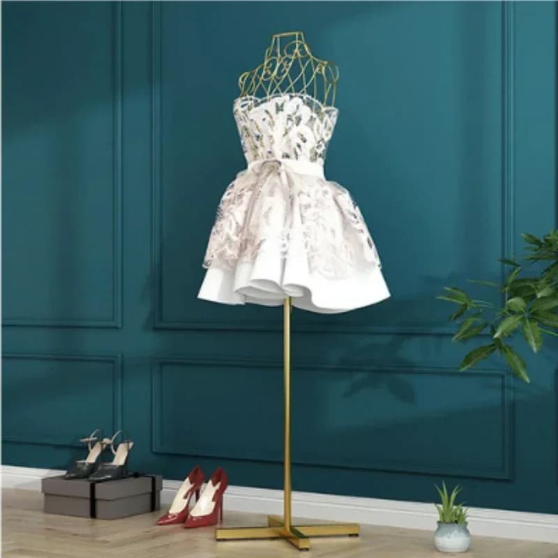 Présentoir de mannequin pour femmes, cintre mi-long, modèle de vêtements élégants pour exposition de mariée et de mode