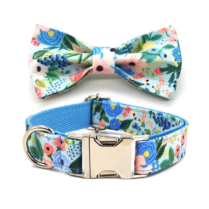 Colliers pour animaux de compagnie pour chiens, gravure au Laser, nom personnalisé, collier pour chien, réglable, Durable, nœud papillon, ensemble de laisse, Floral bleu