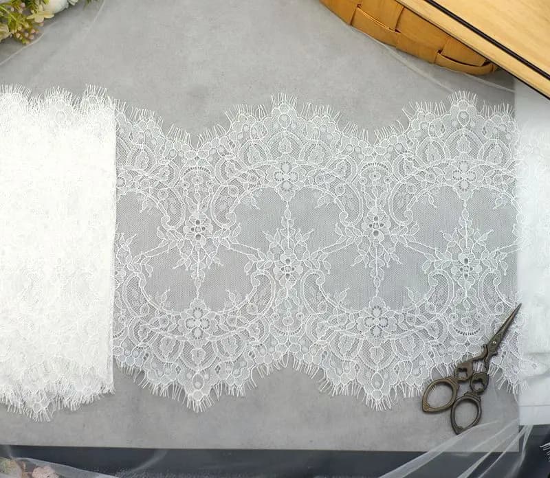 Garniture en dentelle à cils noire, prix de 3 mètres, garniture en dentelle brodée festonnée faite à la main, accessoire de Lingerie artisanale