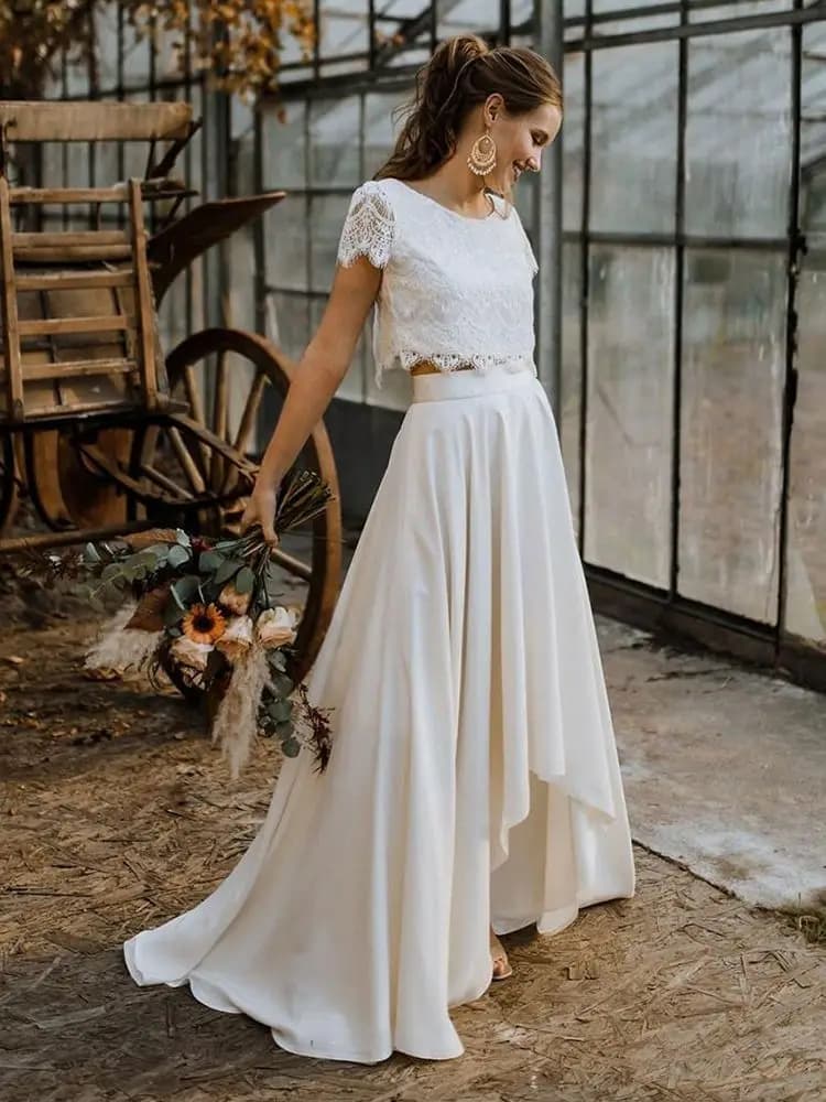 Robe de Mariée Deux Pièces en Dentelle Personnalisée, Style Boho, Haut Court, Princesse, lèvent Scoop, Manches Cape, Haut Bas, Maxi, en Mousseline de Soie, pour Patients de Plage