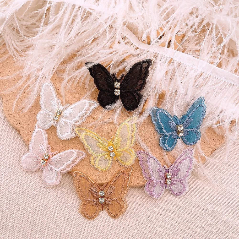 Patchs de broderie en biscuits brillant, papillon 3D, accessoire pour la baisse des matériaux de couture, robe de mariée, bricolage dentelle, nouveau, 4 pièces par lot