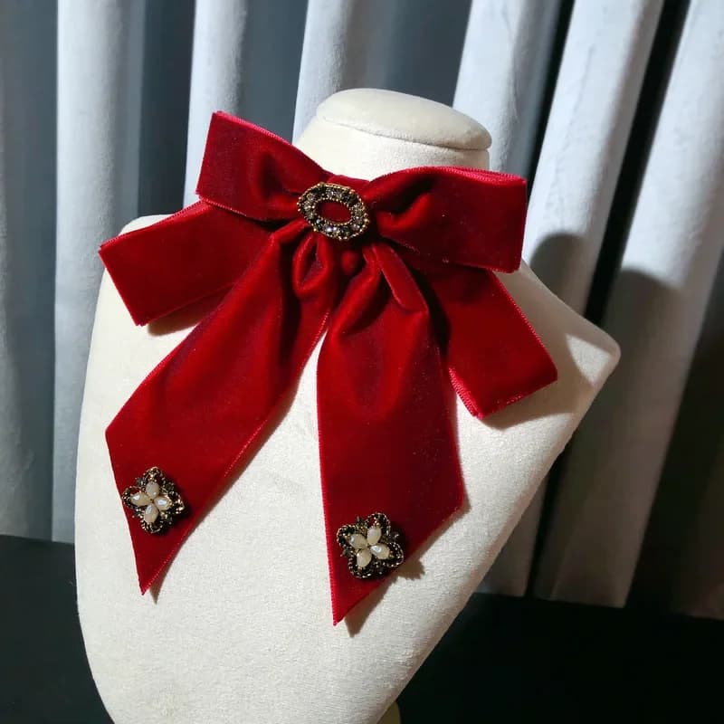 Broche à nœud papillon en velours rétro pour femmes, épingles en tissu, fleur, strass, col de chemise, bijoux de luxe, accessoires pour femmes