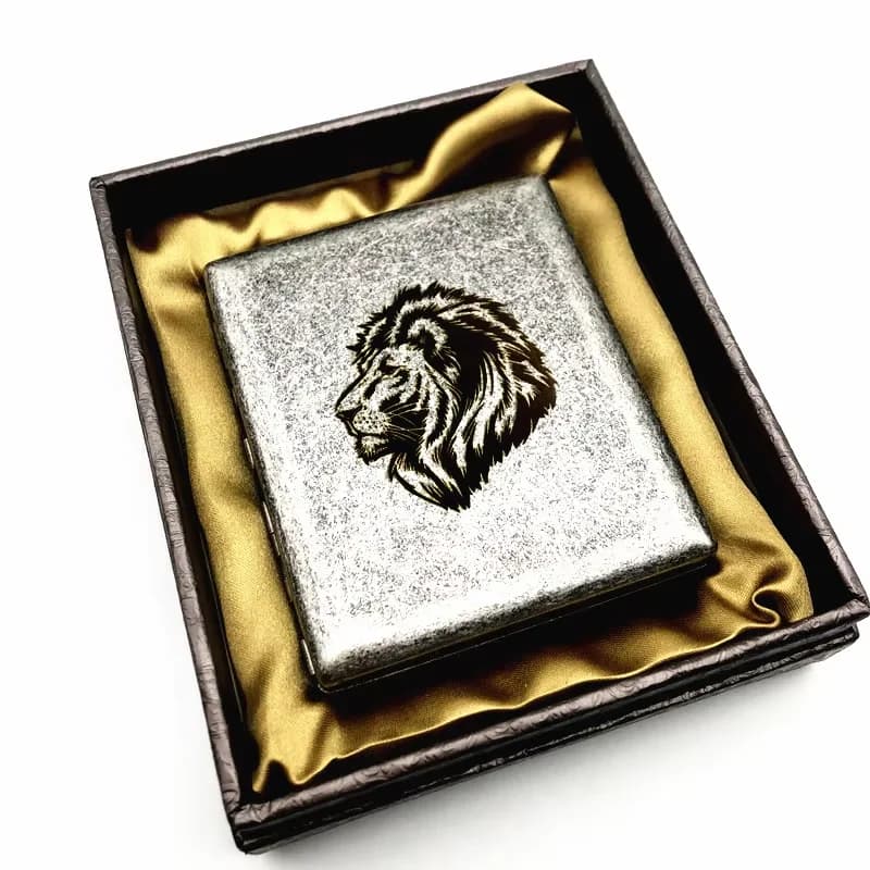 Étui à cigarettes en laiton couleur argent ancien, porte-cigarettes, cadeaux avec coffrets cadeaux, boucle aigle loup dame Lion
