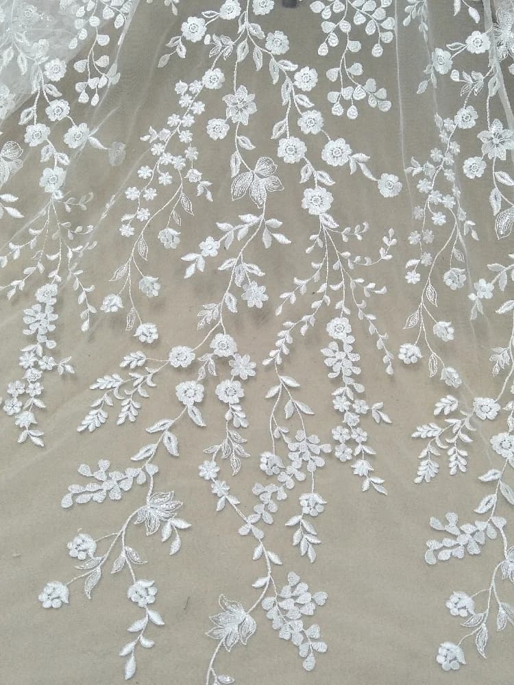 Nouvelle arrivée, robe de mariée, tissu en dentelle, largeur 130 cm, dentelle de mariée, robe de mode en dentelle, vente au mètre