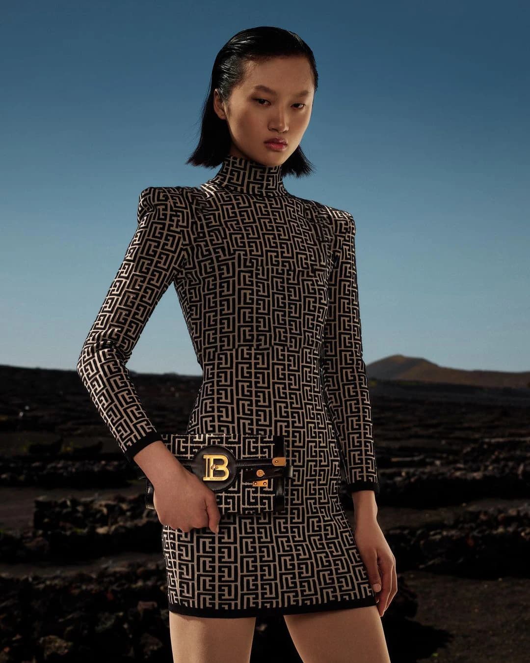 Mini robe à bandes noire, manches longues, Jacquard, tenue de soirée de styliste, de bonne qualité, 2021