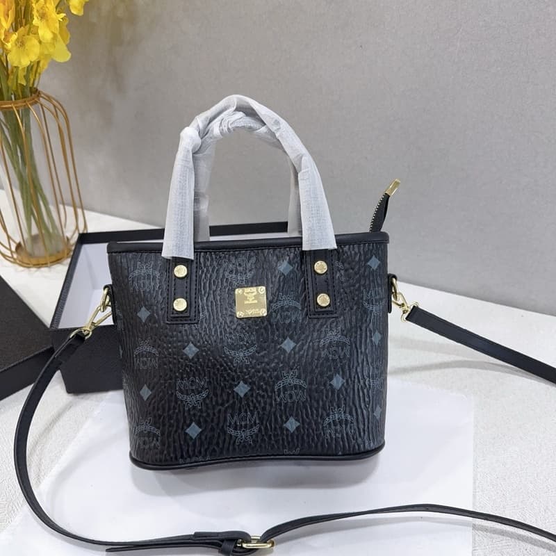 Sac cabas élégant pour femme avec fermeture éclair, polyvalent et éco-responsable.