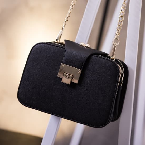 2024 New Women's Korean Style Fashion Single Shoulder Crossbody Phone Chain Small Square Bag