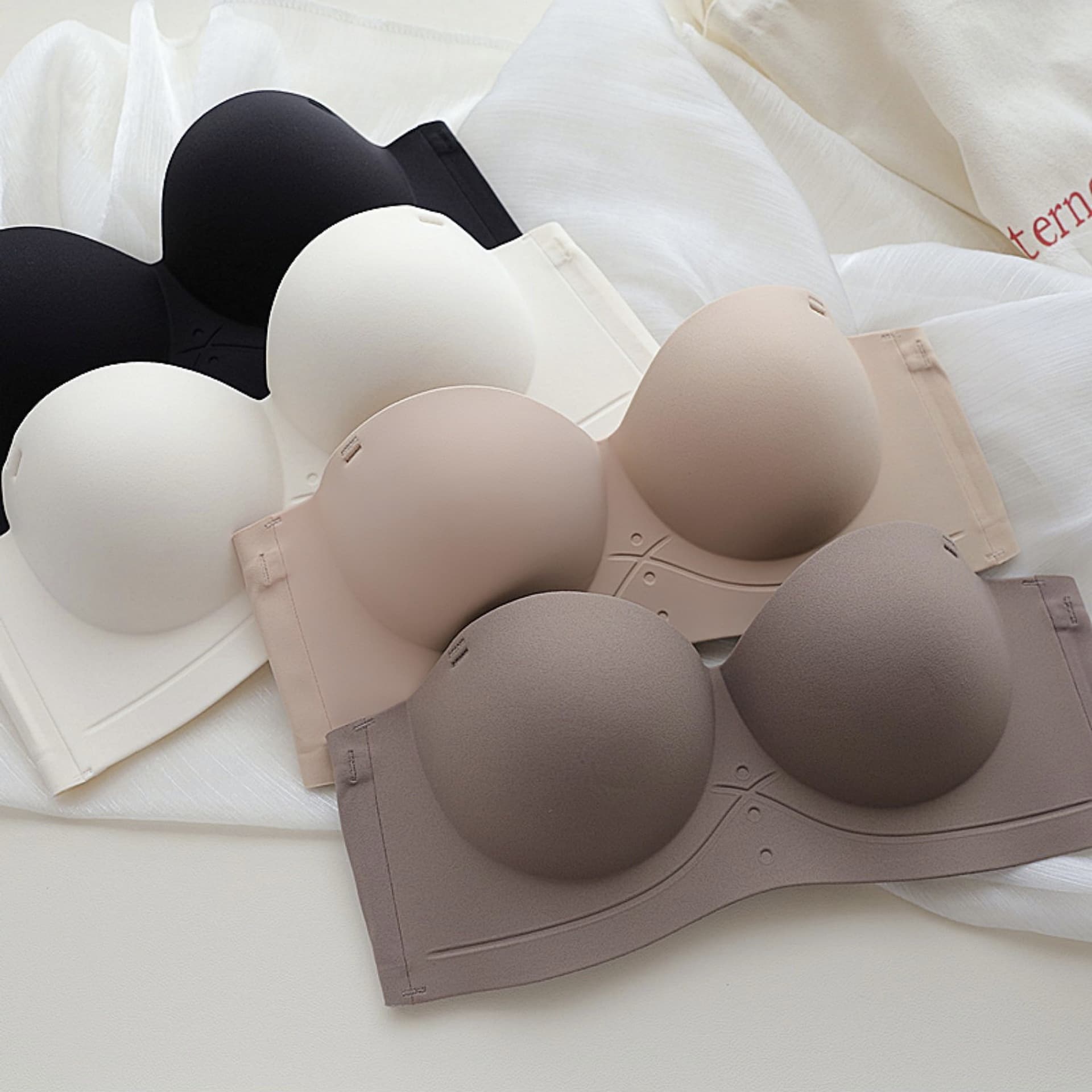 Women's Push Up Bra Sexy Half Cup Seamless Wire-Free Detachable Strapless Design To Enhance Small Breasts Summer Underwear Intimate Apparel