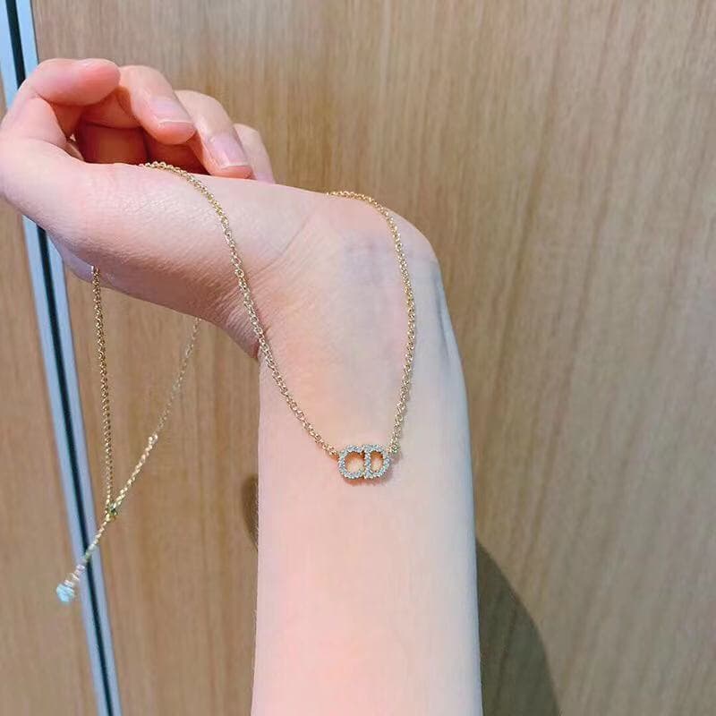 CD Letter Necklace For Women, Niche Design, Full Of Diamonds, Clavicle Chain, Trendy, Influencer-approved, Light Luxury,
