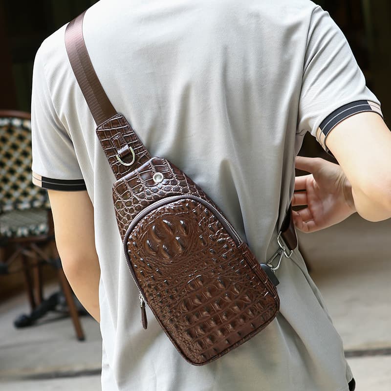 New Cross-border Crocodile Pattern Chest Vintage Unique Shoulder Bag, Versatile And Trendy For Commuting, Fashionable