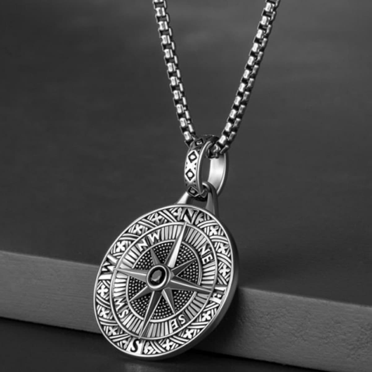 New Compass Pointer Pendant Summer Men's Hip-Hop Long Sweater Chain Necklace