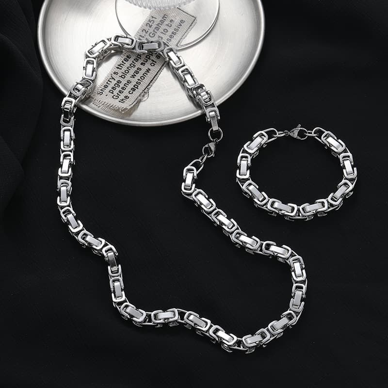 1pcs Stainless Steel Emperor Chain Men's Light Luxury Necklace Titanium Steel King Chain Handmade Square Splicing Back Chain Bracelet