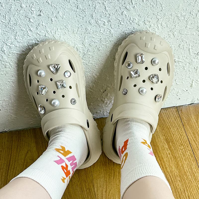 Croc shoes women's 2024 summer new thick-soled anti-slip Baotou drag diamond diy outer wear casual beach EVA slippers