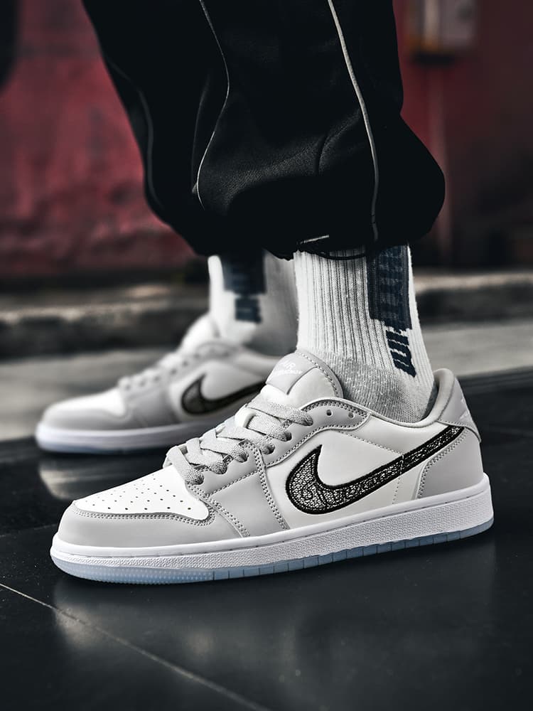 Baskets basses pour hommes MUMKE Couple Casual Sports Tendance