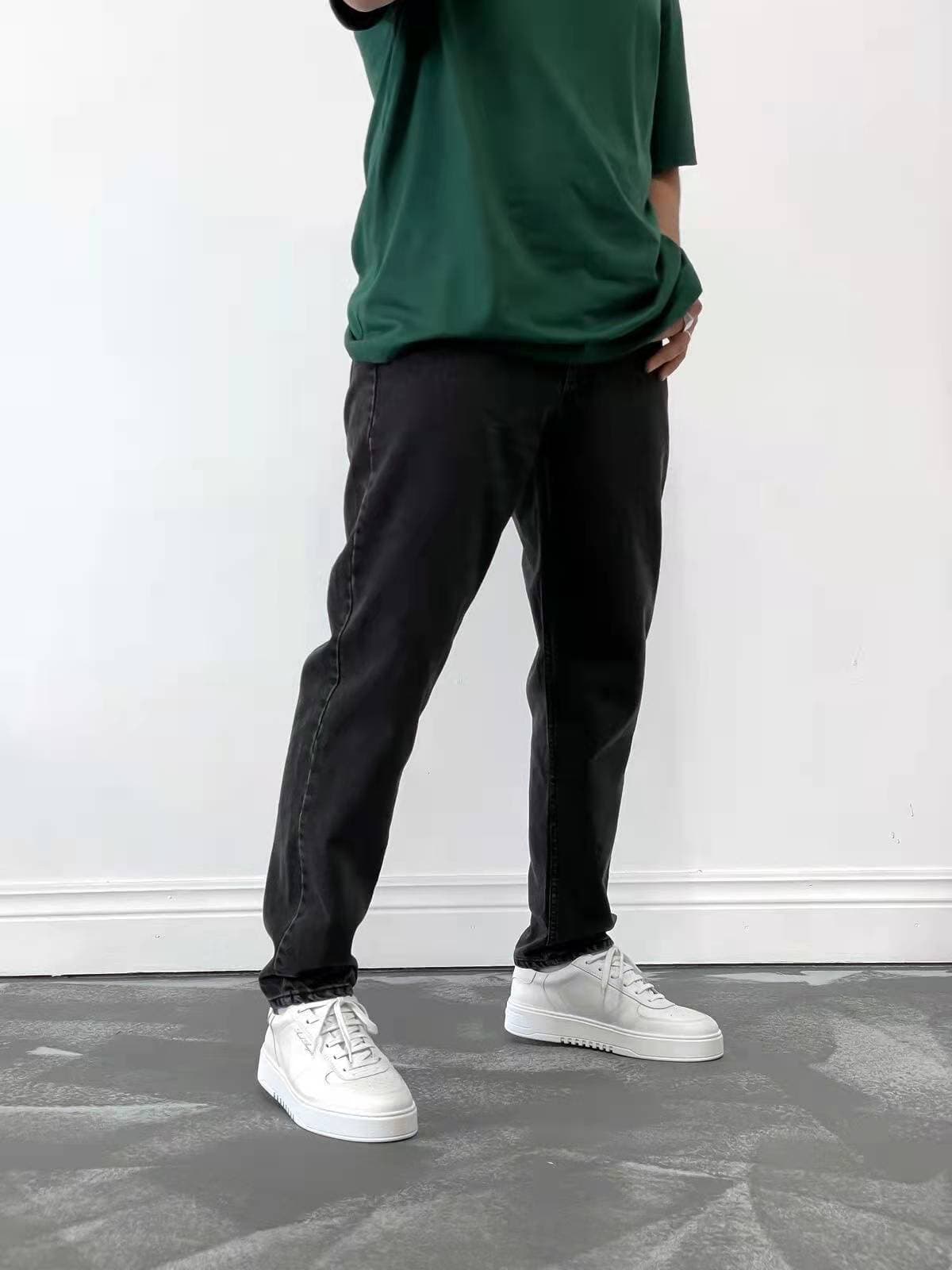 Men's small straight leg jeans in a minimalist four color new style