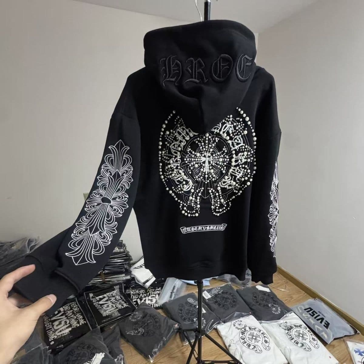 Sweat à capuche 25ss Guangzhou Original Top Version avec vidéo réelle, broderie de perles et sabot de cheval CH en sanskrit