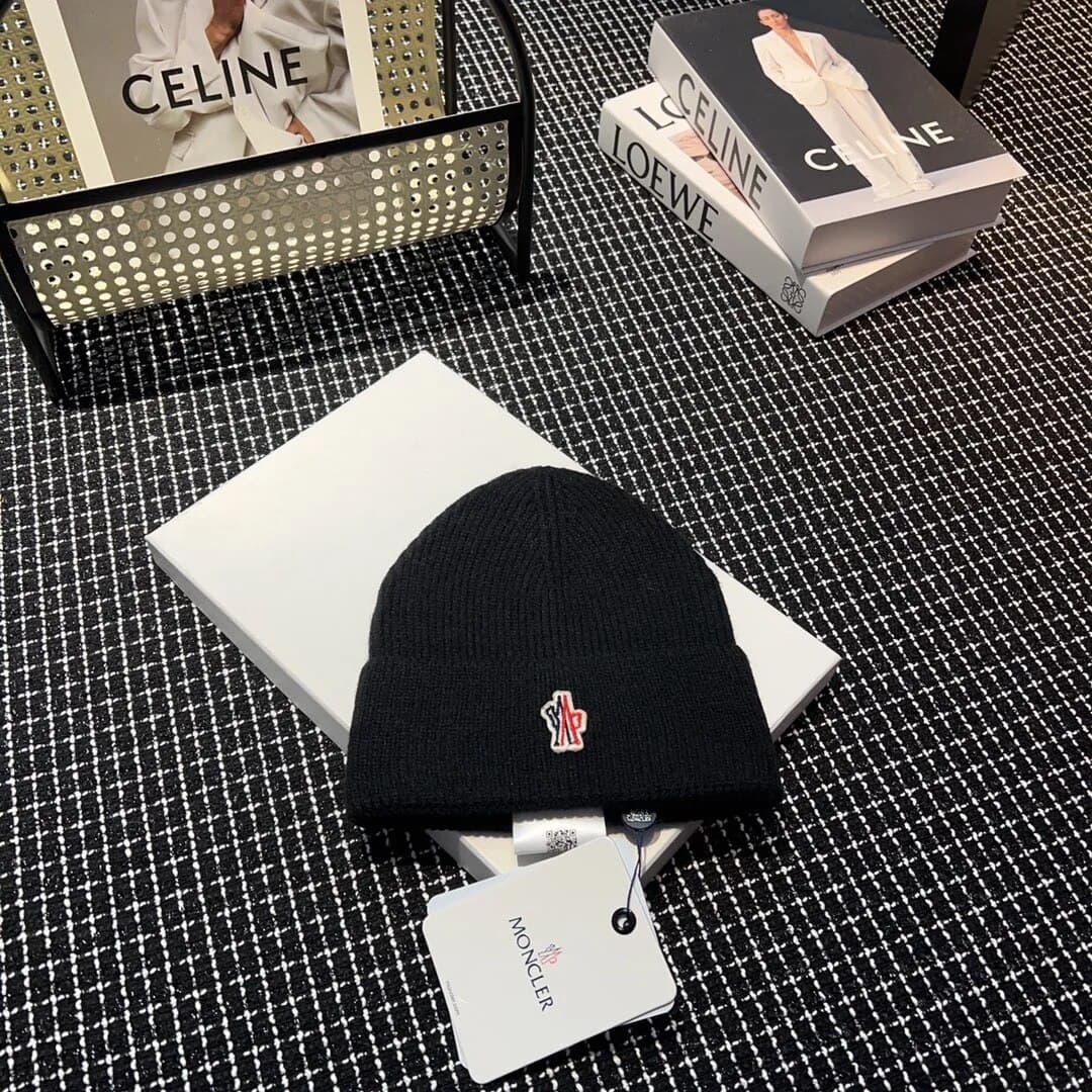 Vente directe d'usine Monc unisexe automne hiver fil court chaud élastique bonnets chapeau couleur unie hip hop chapeau décontracté tricoté