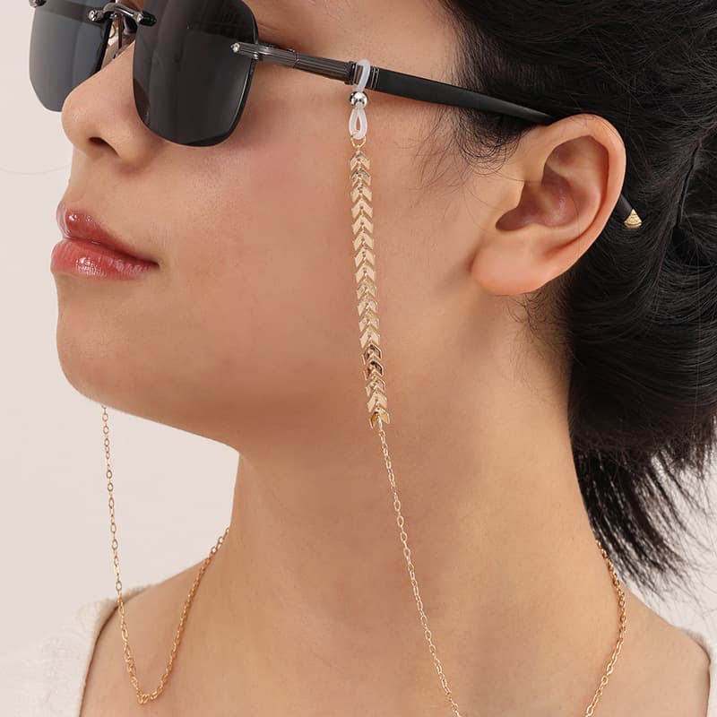 Trendy New Women's Metal Leaf-Shaped Silicone Anti-Drop Glasses Strap Accessories Mask Chain