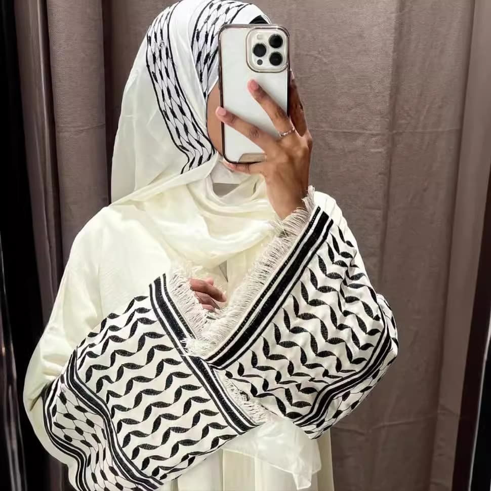 Women's Clothing New Fashion Simple Embroidered Cardigan With Tassels Dress Without Headscarf