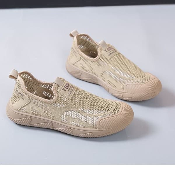 Summer Breathable Mesh Men's Slip-On Casual Sneakers Lightweight Non-Slip Outdoor Flat Shoes For Men
