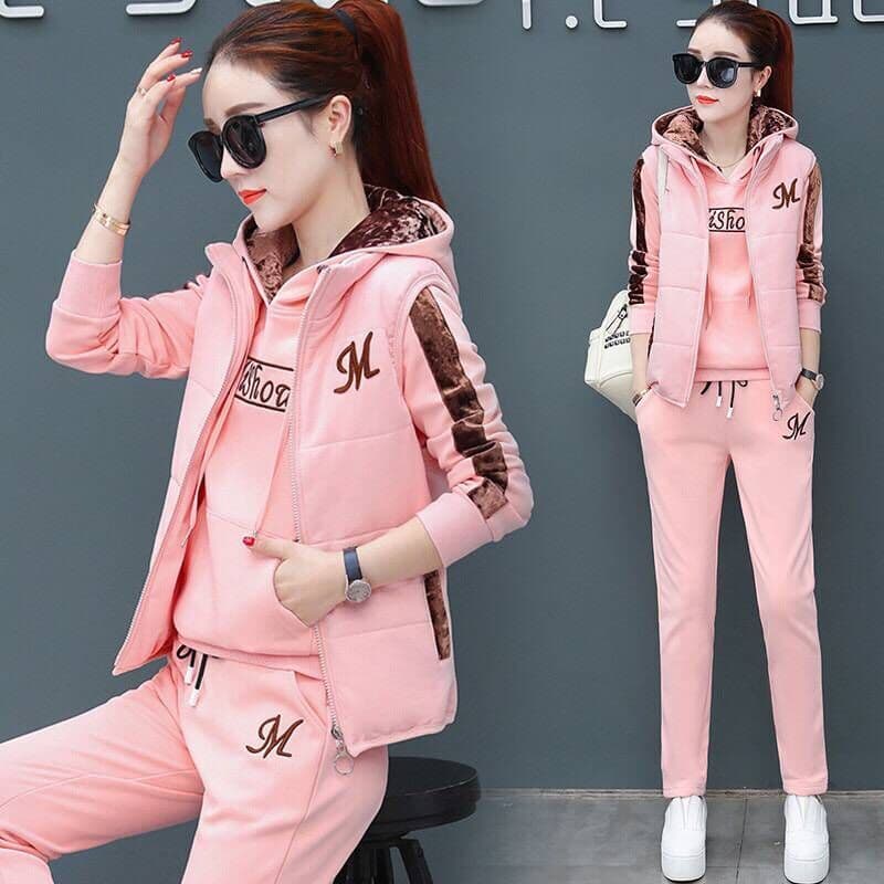 Thickened plush sportswear for women in autumn winter, new Korean version of warm and fashionabl, hooded three