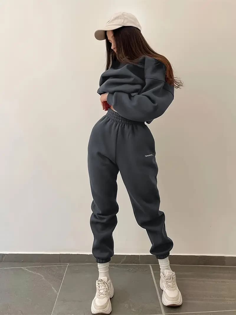 Ensemble sweat-shirt de sport slim brodé pour femme, tenue deux pièces polyvalente et décontractée, style européen-américain
