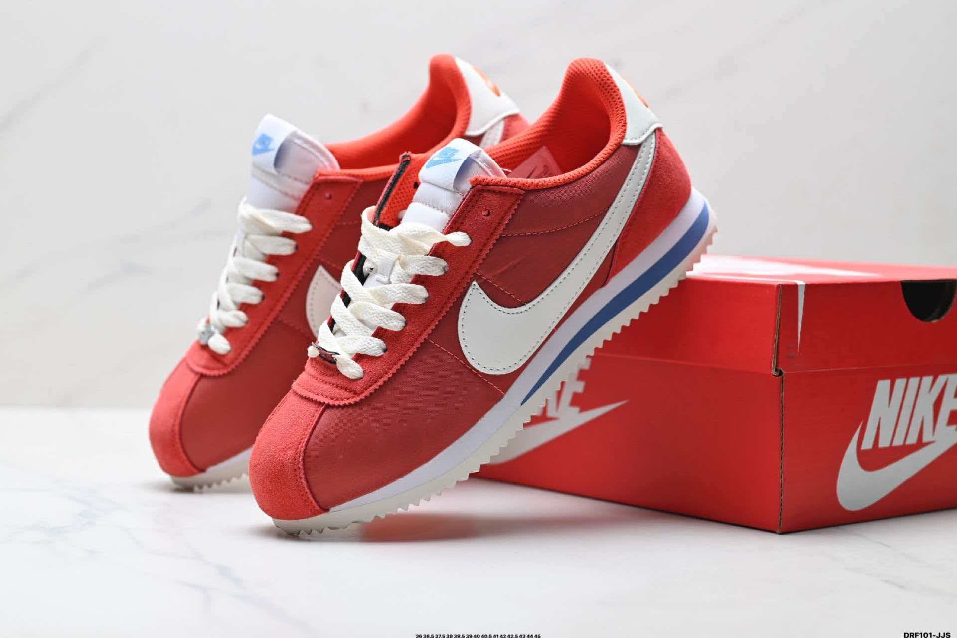 Nike Cortez Chaussures de course et de ville décontractées, tendance, confortables et rétro, à tige basse, pour hommes et femmes