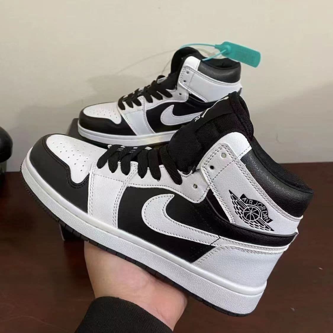 Chaussures de basket-ball montantes pour hommes et femmes, tendance, pures, originales, noires, rouges, décontractées, polyvalentes, pour hommes et