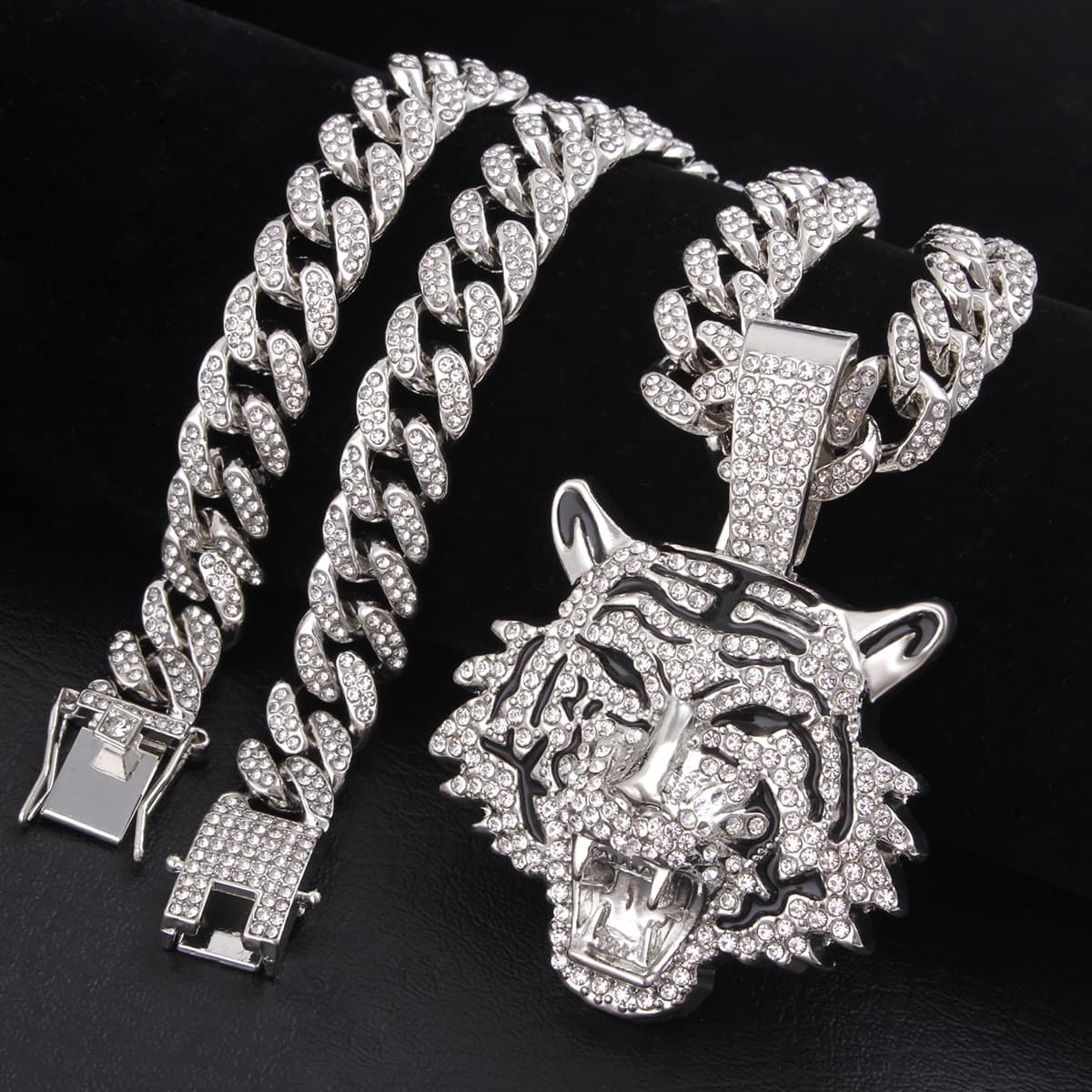 Trendy Men's Punk Rock Full Diamond Alloy Tiger Head Pendant Hip Hop Fashion Metal Necklace Jewelry
