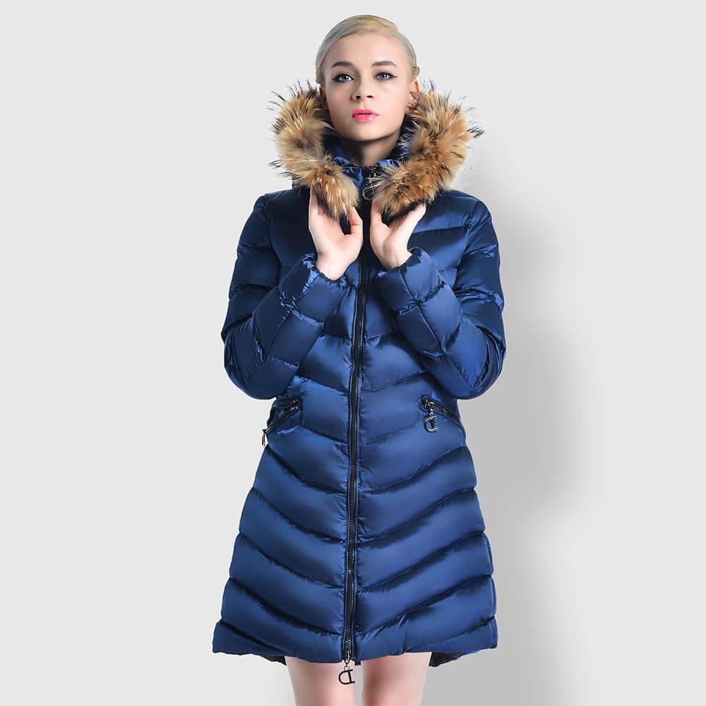 ​​Women’s Hooded Fur-Collar Down Jacket – Mid-Length Winter Coat With Thickened Polyester Fill​​