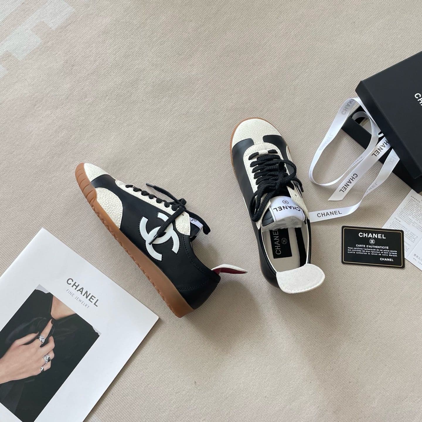 Baskets en cuir véritable style P An Da German Training pour femmes, collection printemps 2026, color-block rétro