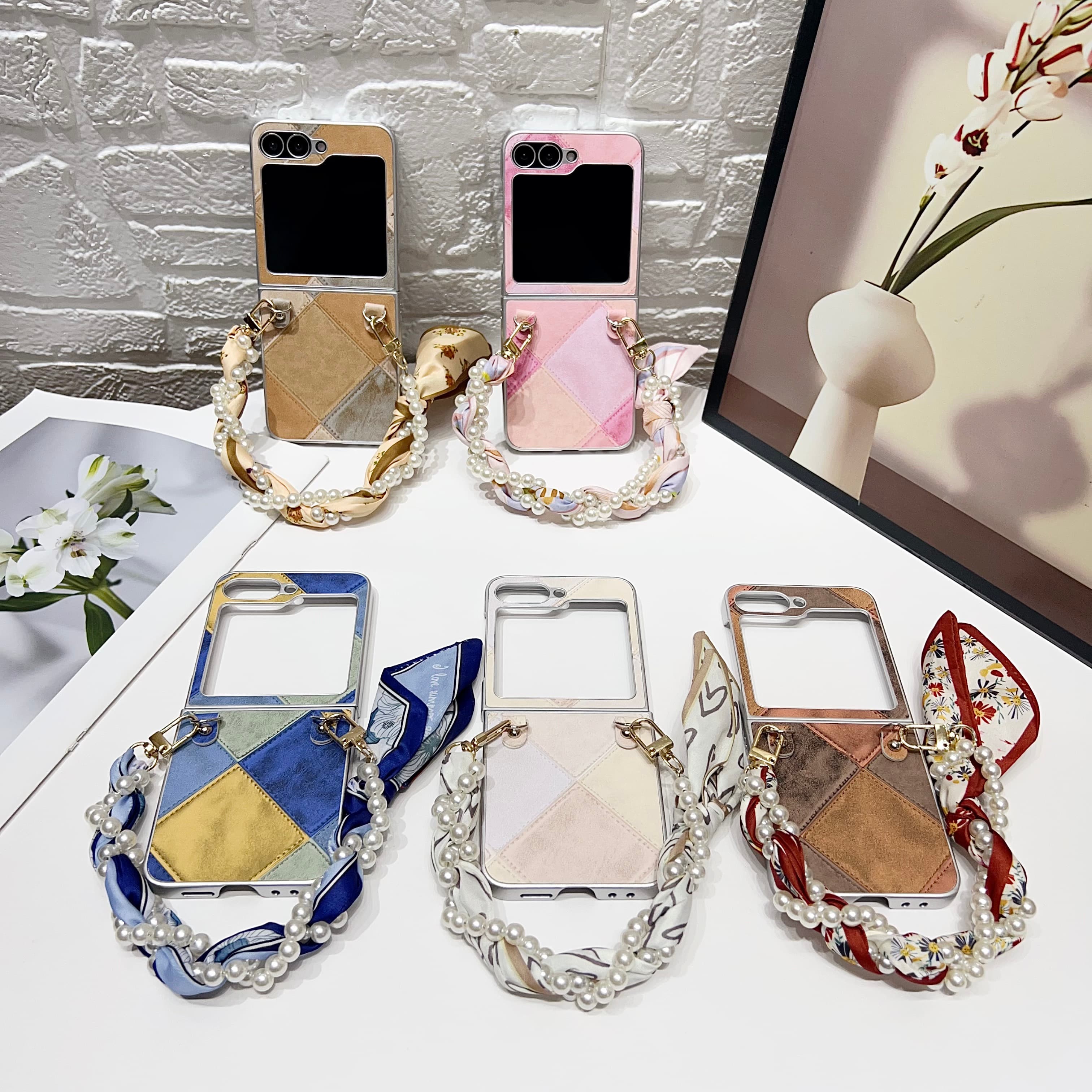 Unique Elegant Retro Color Collision Pearl Silk Strap Wrist Leather Phone Case Cover For Samsung Galaxy Z Flip 7 6 5 4 3