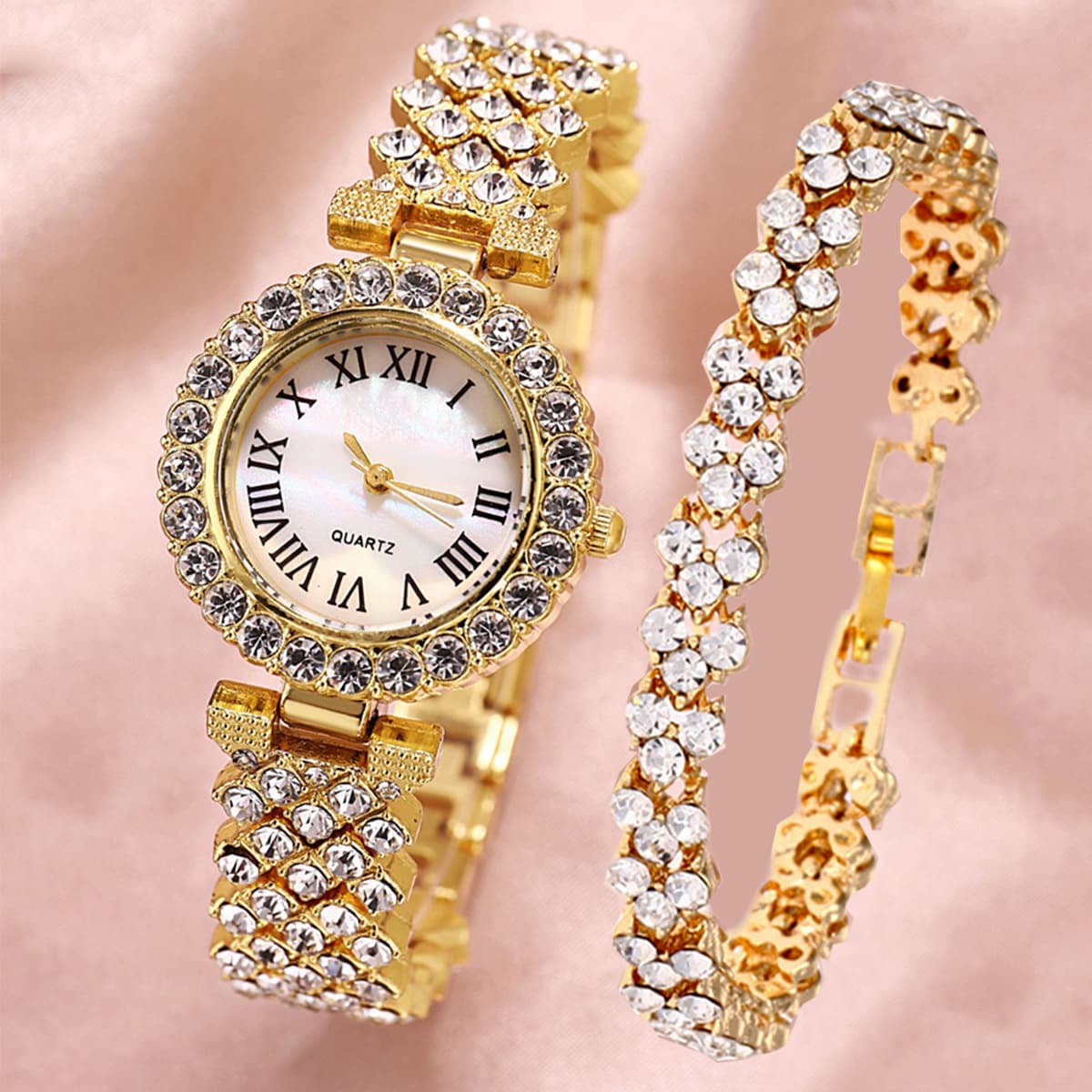Montre-bracelet en diamant avec diamants Montre de mode à quartz de luxe à la mode de style diamant simple