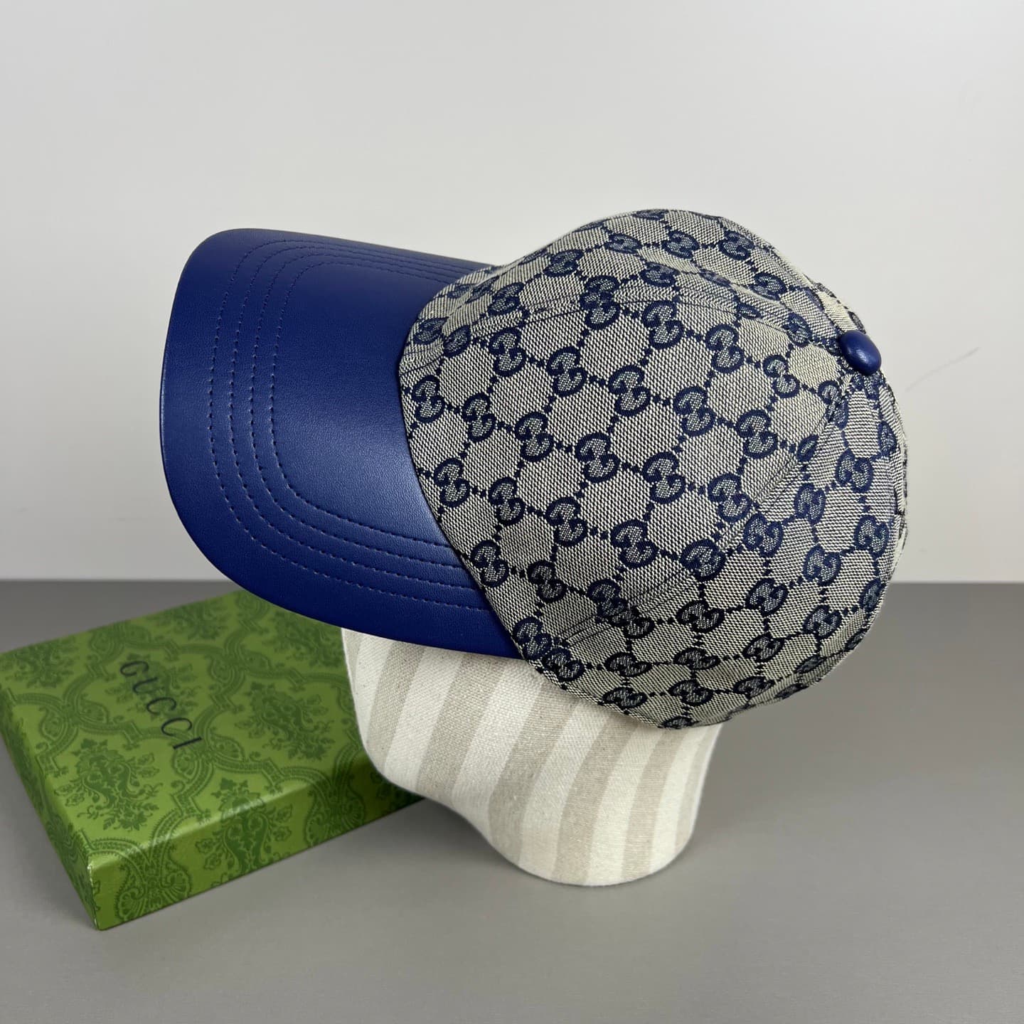 Casquette de baseball structurée et épurée, avec visière incurvée classique et coupe unisexe