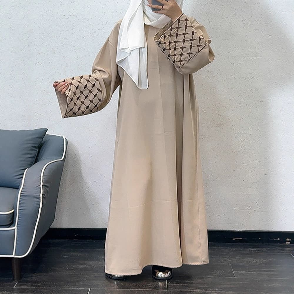 Modest Abaya Dress Elegant Dubai Arabic Embroidered Abaya Dress – Loose Fit Long Robe With Exquisite Embroidery For Women