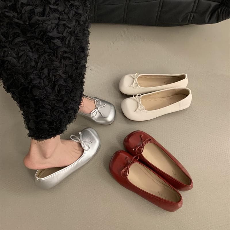 Gentle Soft Flat Bow Silver Single Shoe For Women, Spring 2025 New Comfortable One Foot Red Bean Shoes