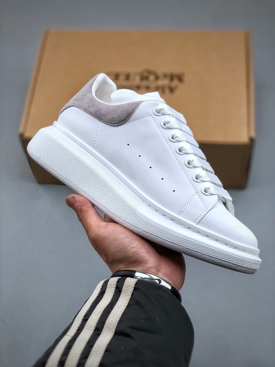 Chaussures décontractées en cuir Alexander McQueen Original Fashion, polyvalentes et basses, pour hommes et femmes