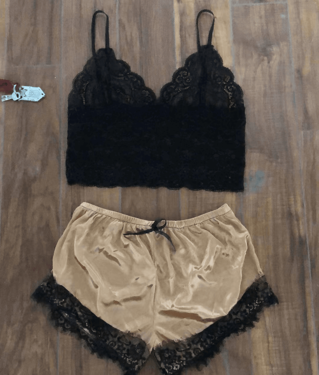 Vêtements pour femmes pyjamas pyjamas en dentelle sous-vêtements chemise de nuit